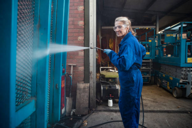 Best Factory Floor Cleaning  in Ivanhoe, TX